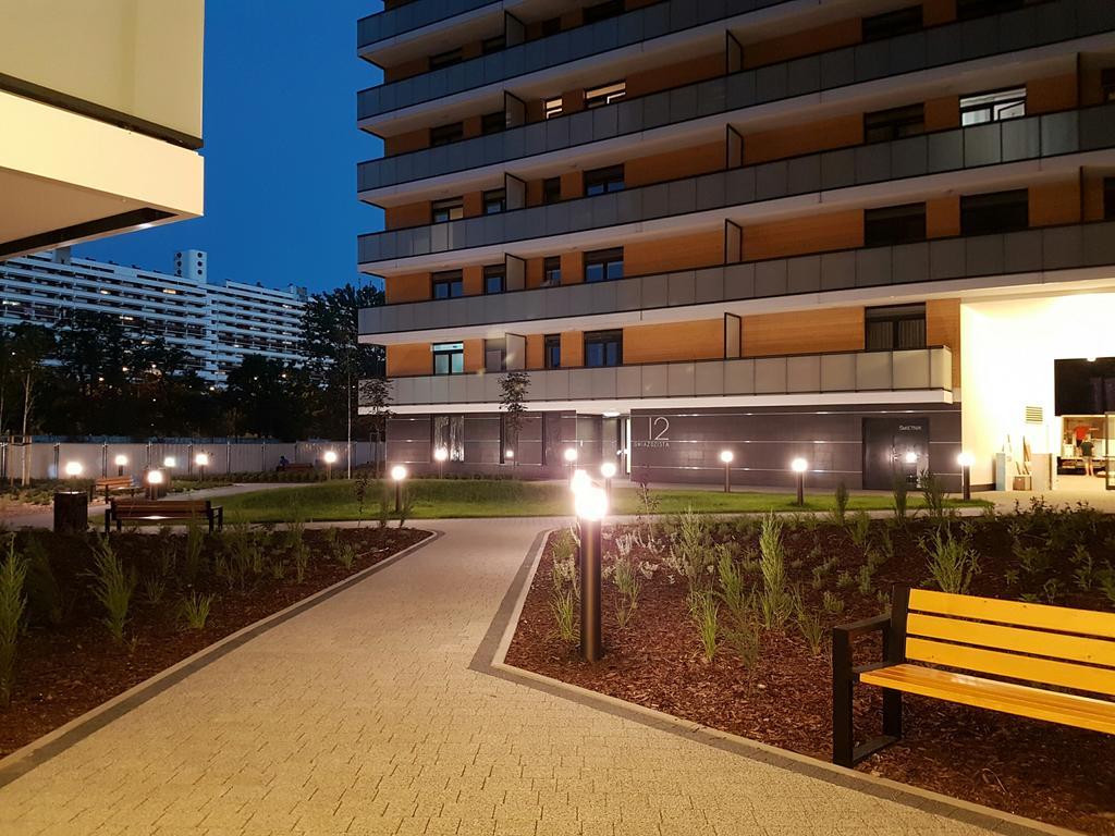 Luna Wrocław Exteriör bild